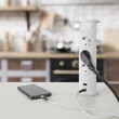 Delight 3-as rejtett elosztó motoros USB aljzattal fehér 20451W