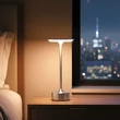 Phenom New York LED asztali lámpa ezüst akkumulátoros USB-C 12502C