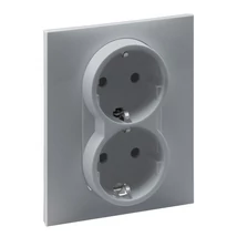 Legrand Suno alumínium 2x2P+F GYV csatlakozóaljzat (rugós), biztonsági zsaluval, komplett 721326
