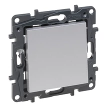 Legrand Niloé Step 101N egypólusú nyomó alumínium 6A 863309