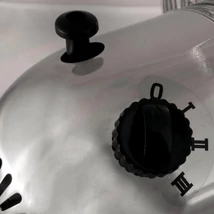 Home SFS 40 álló fém ventilátor, 45 W, 3 fokozat, 40 cm-es lapátátmérő, fém lapátok, 85°-os oszcillálás SFS 40