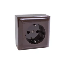 GAO 2P+F dugalj falon kívüli barna IP20 Business Line 0510056777