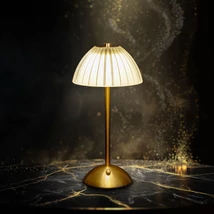 Phenom Paris LED asztali lámpa arany akkumulátoros USB-C 12501