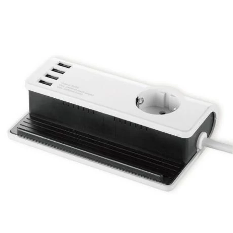 Hosszabb. H4/1,4m ,3x1,5 fehér egy földelt aljzat + 4xUSB 0433H