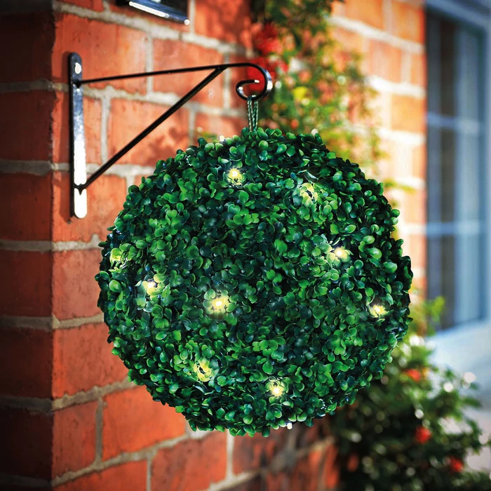 Garden of Eden Szolár bukszus felakasztható 25 cm 20 melegfehér LED 11359