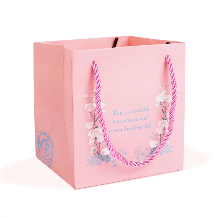  Műrózsa díszdobozban nyaklánccal 11x11x9,5 cm rózsaszín DA01200