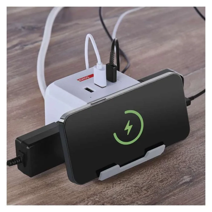 EMOS aszali hosszabbító kocka 2m 2 aljzat fehér 2×USB-A+1×USB-C+Qi H05VV-F3G 1,5 mm² P0222CQ