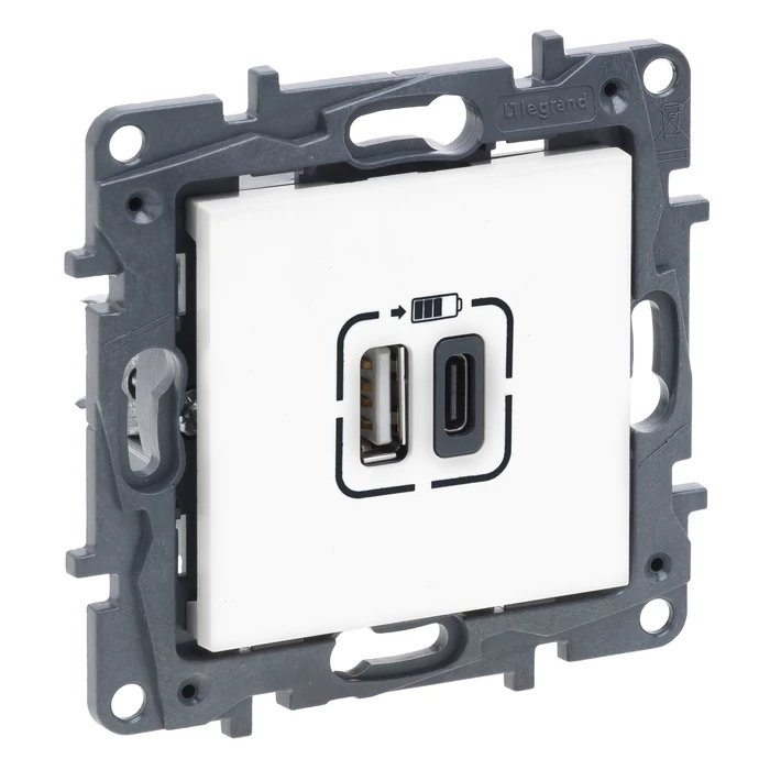 Legrand Niloé Step 2xUSB-A+C töltőaljzat 5V 3A 15W fehér 863140