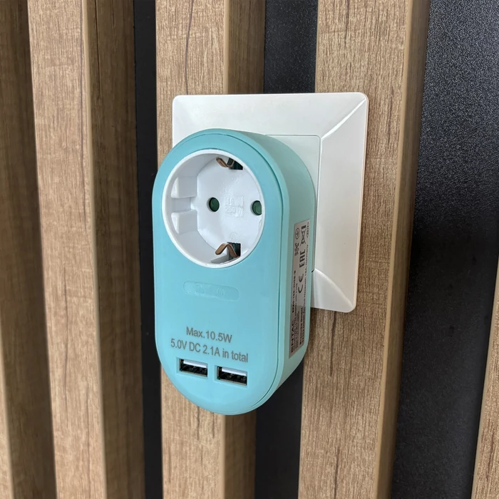Entac fali elosztó aljzat + 2 USB port kék EPAG-1EE-2USB-B