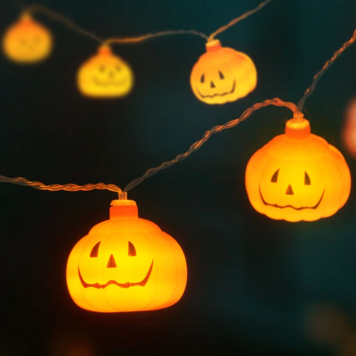 Halloween LED-es fényfüzér tök 12 LED 2xAA 1,65m 56528B