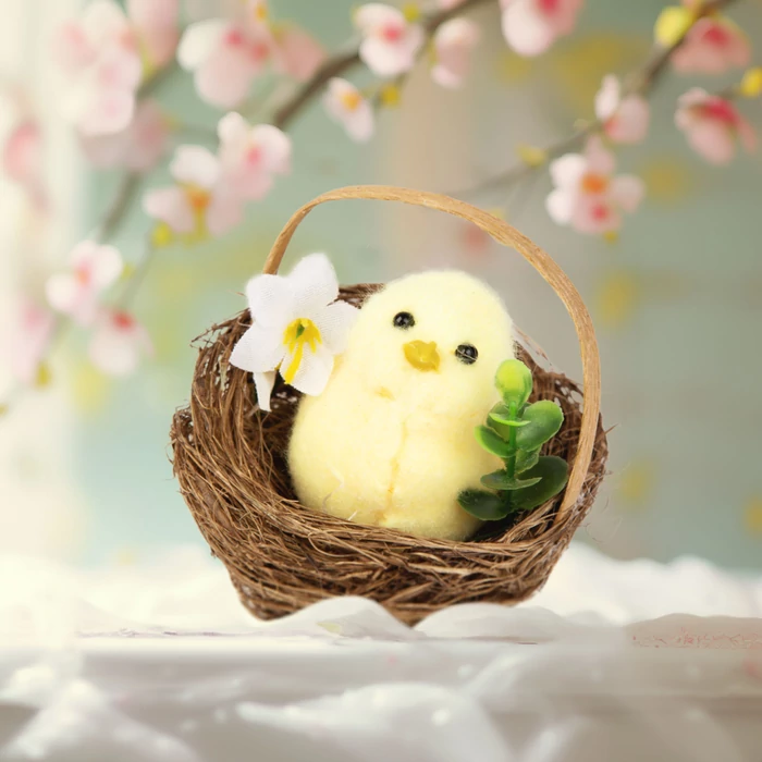 Húsvéti dekoráció csibe fészekben 7,5x7,5 cm CMK-7862