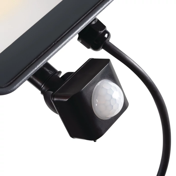 Kanlux IQ LED reflektor 30W 3450lm 4000K fekete IP65 33882