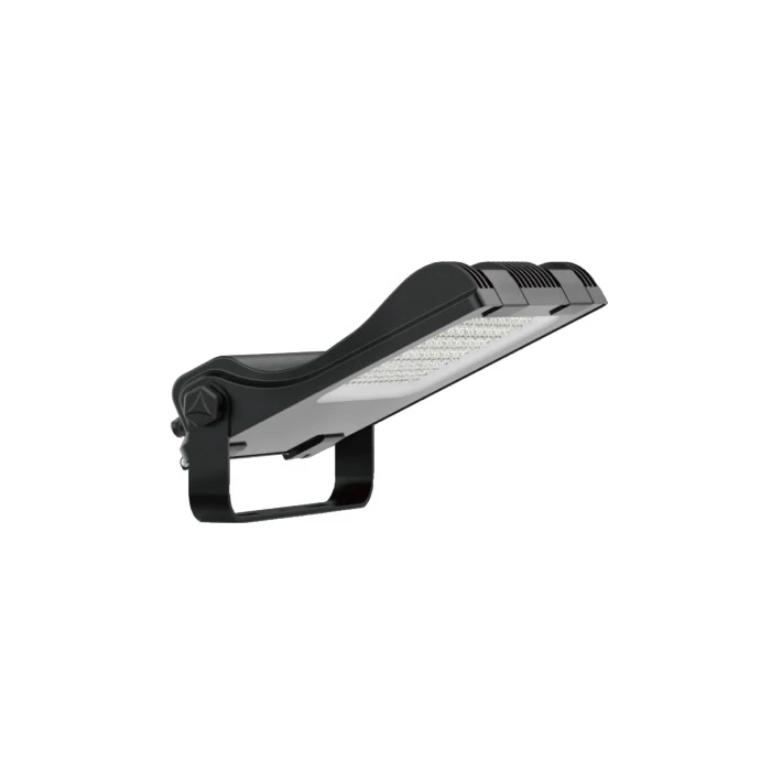 LED fényvető, szimmetrikus100-240 VAC, 50/60 Hz, 240 W, 32.400 lm, 4000 K,