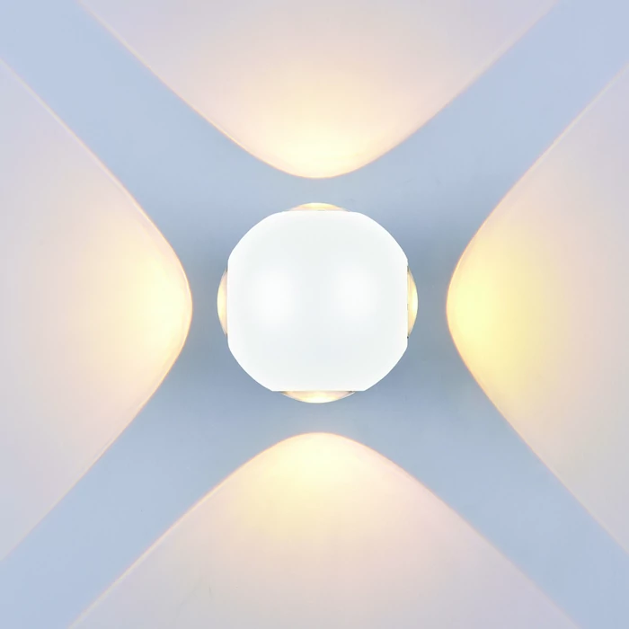 Optonica LED kültéri fali lámpa 4W 440lm 4000K fehér kerek 4LED IP54 7490